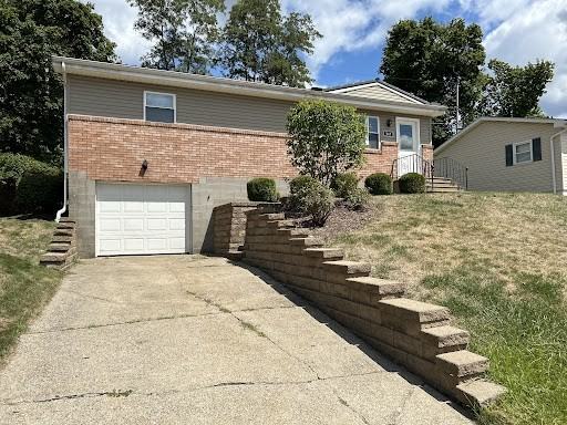 147 Karen Pl - Photo 2 of 16