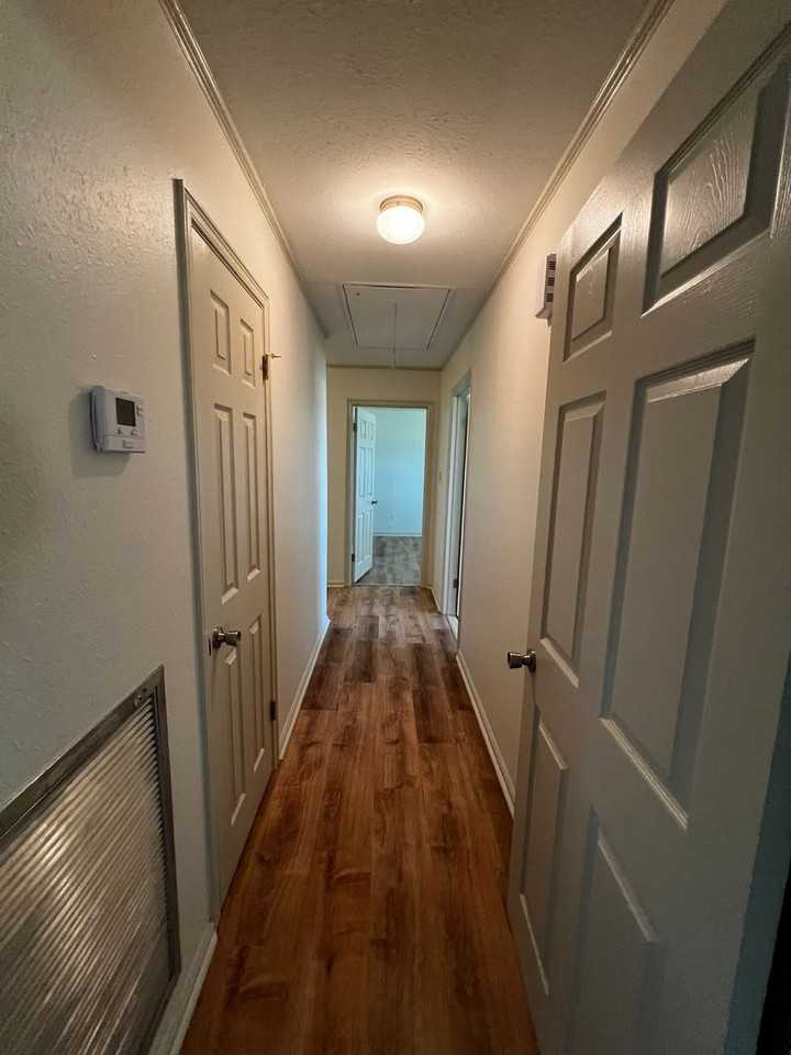 116 Canada Dr - Photo 6 of 19