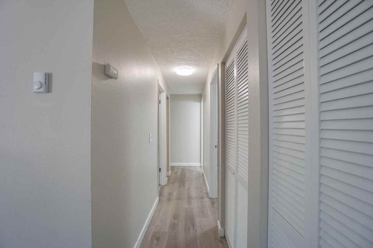 6th Avenue West Apartments - Photo 5 of 50