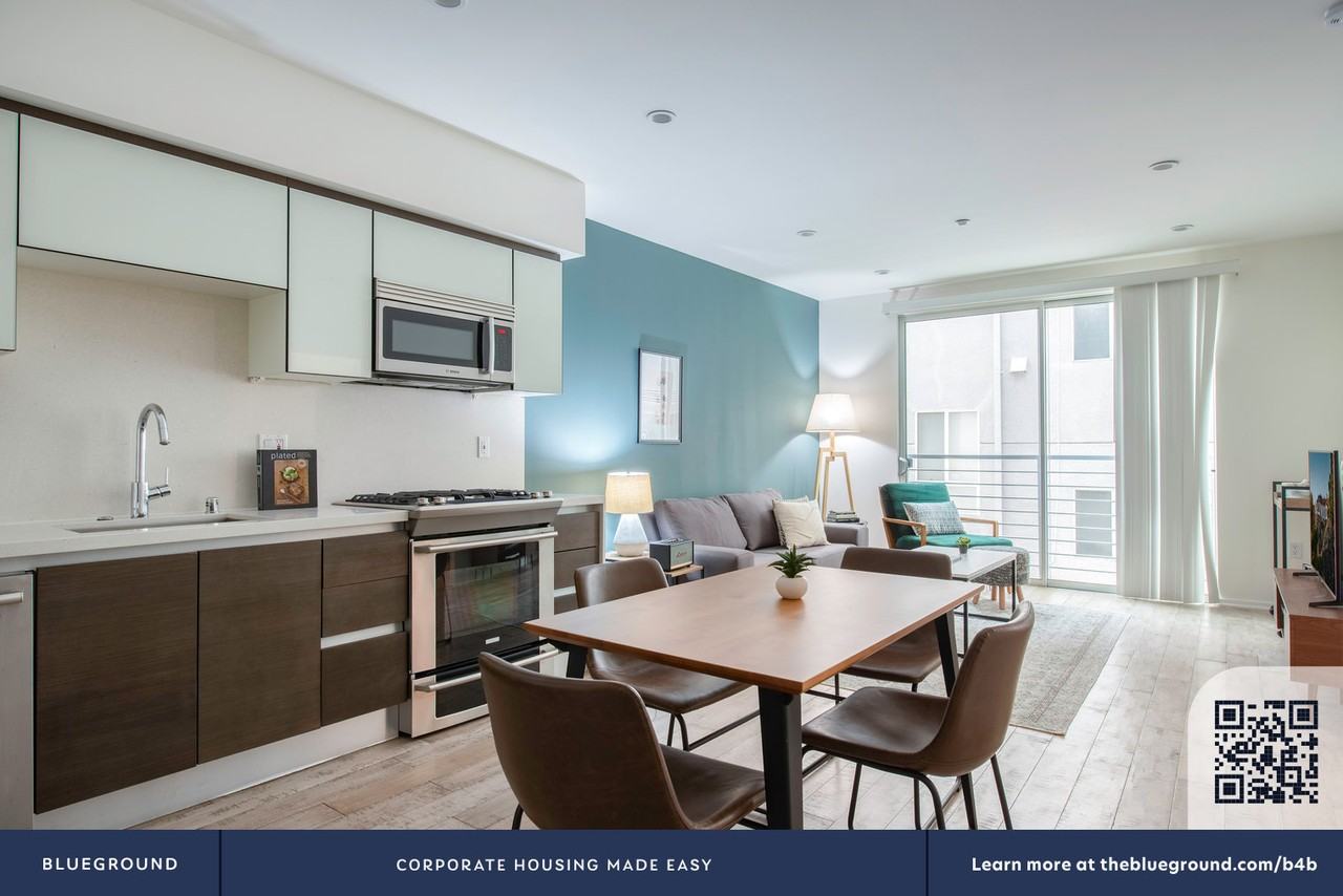 1611 S Beverly Glen Blvd #80 - Photo 5 of 21