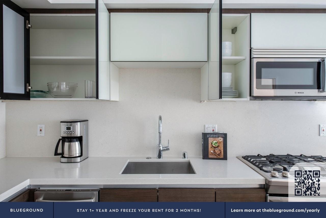 1611 S Beverly Glen Blvd #80 - Photo 7 of 21