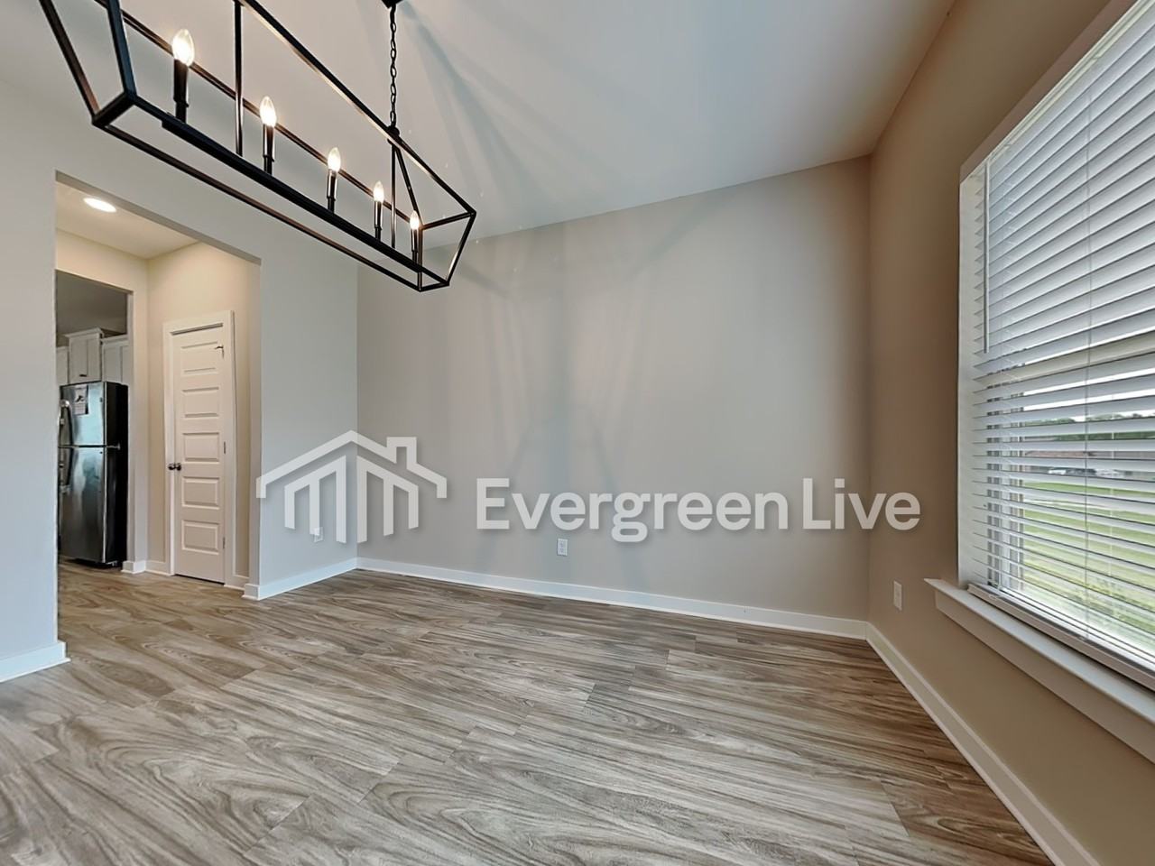 15523 Tide Water Ct - Photo 6 of 20