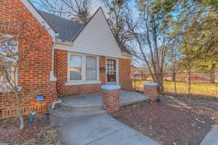 2652 Nw 16th St - Photo 1 of 1