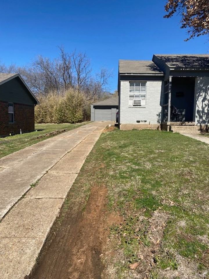 725 Woodland St - Photo 2 of 8
