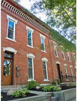 featured image of 425 N 5th St