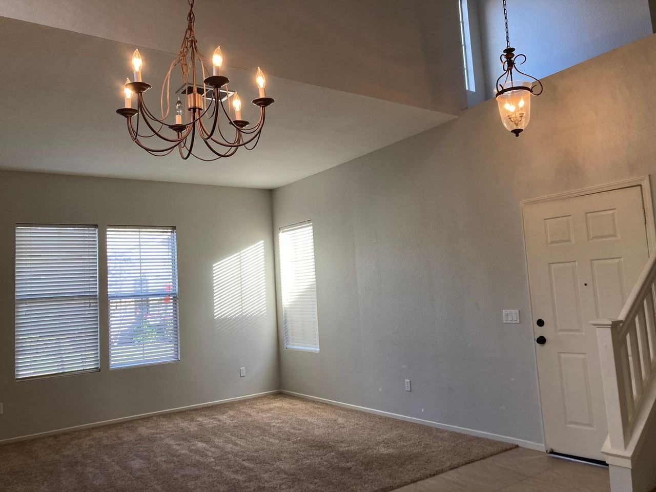 3113 Zeus Ln - Photo 2 of 9