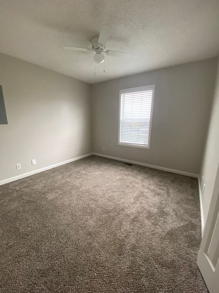 280 Cranklen Cir - Photo 6 of 12