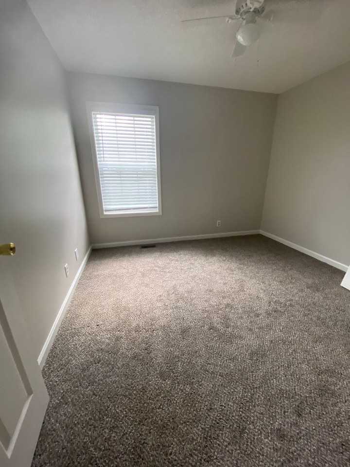 280 Cranklen Cir - Photo 7 of 12
