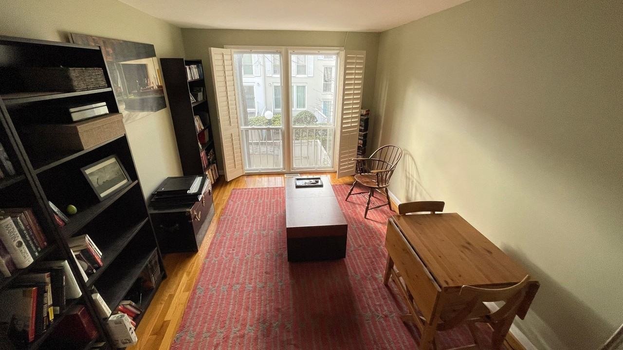 773 Delaware Ave Sw - Photo 6 of 27