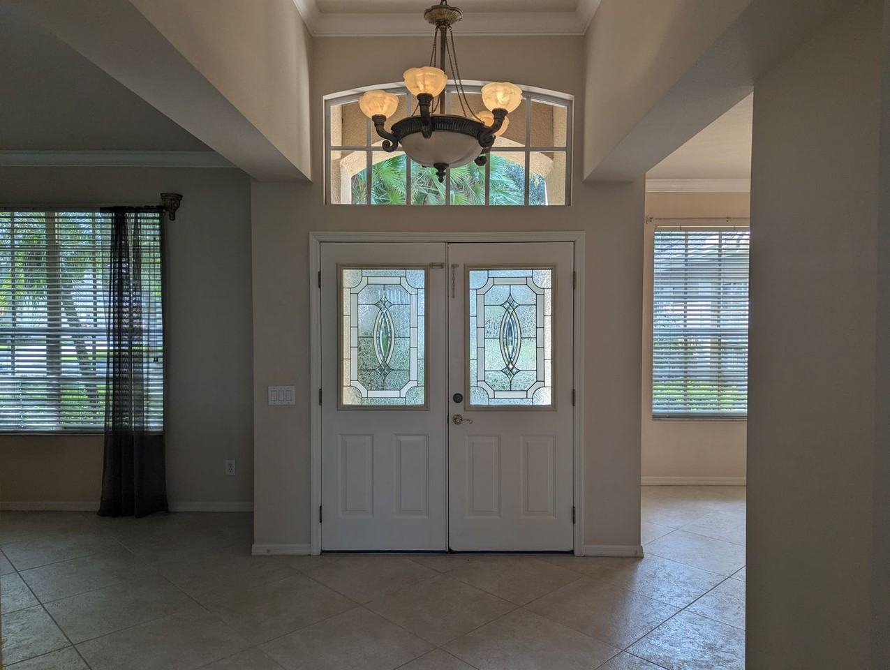 7209 Colonial Lake Dr - Photo 2 of 24