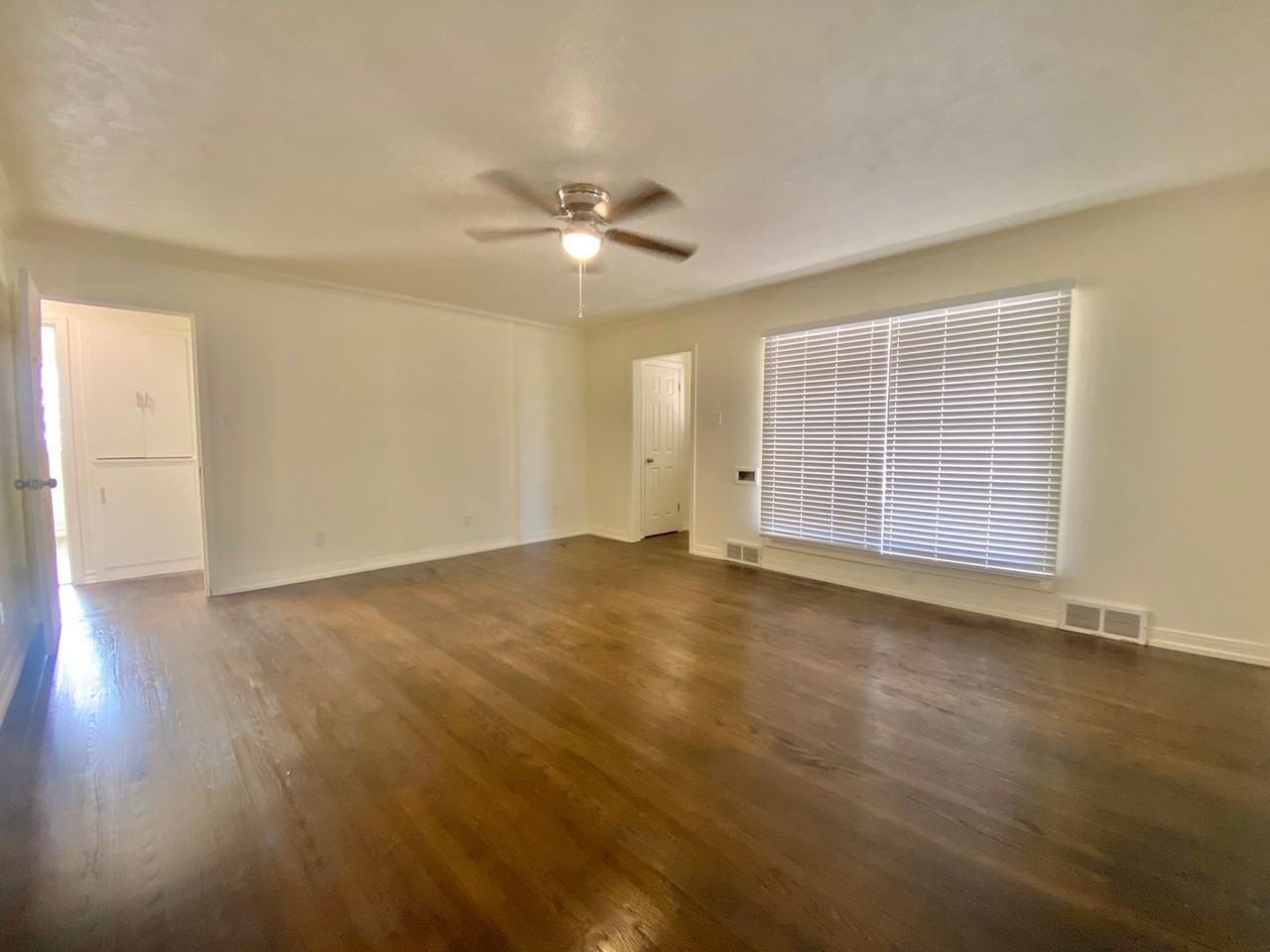 2518 30th St - Photo 6 of 26