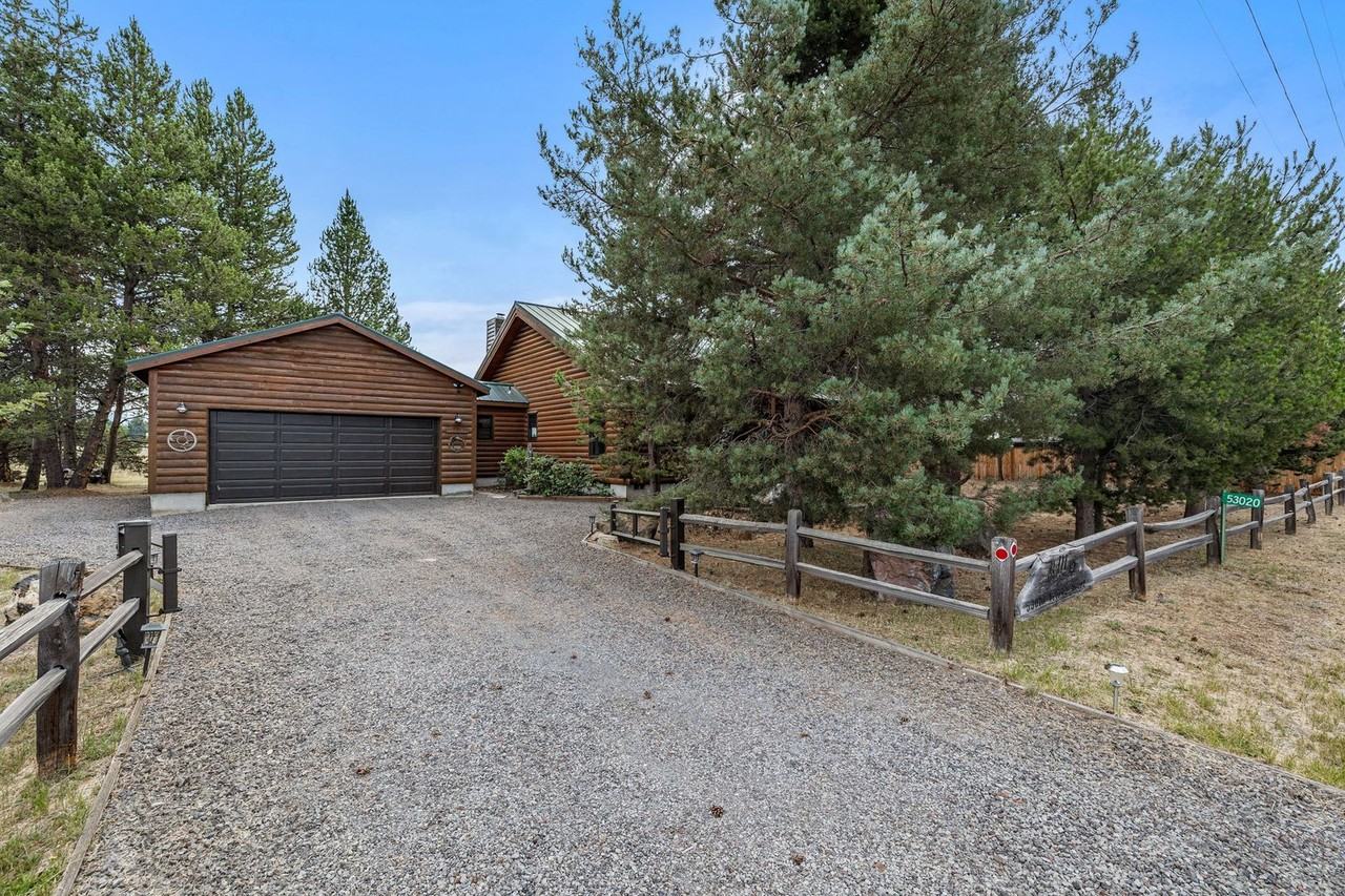 53020 Bridge Dr - Photo 2 of 43