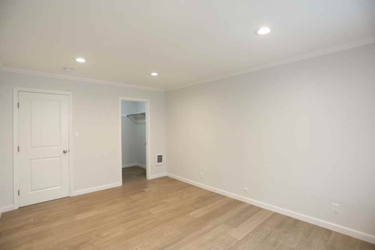 401 Vernon Street - Photo 2 of 22