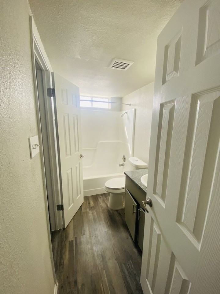 Green Park Apartments - Photo 2 of 13