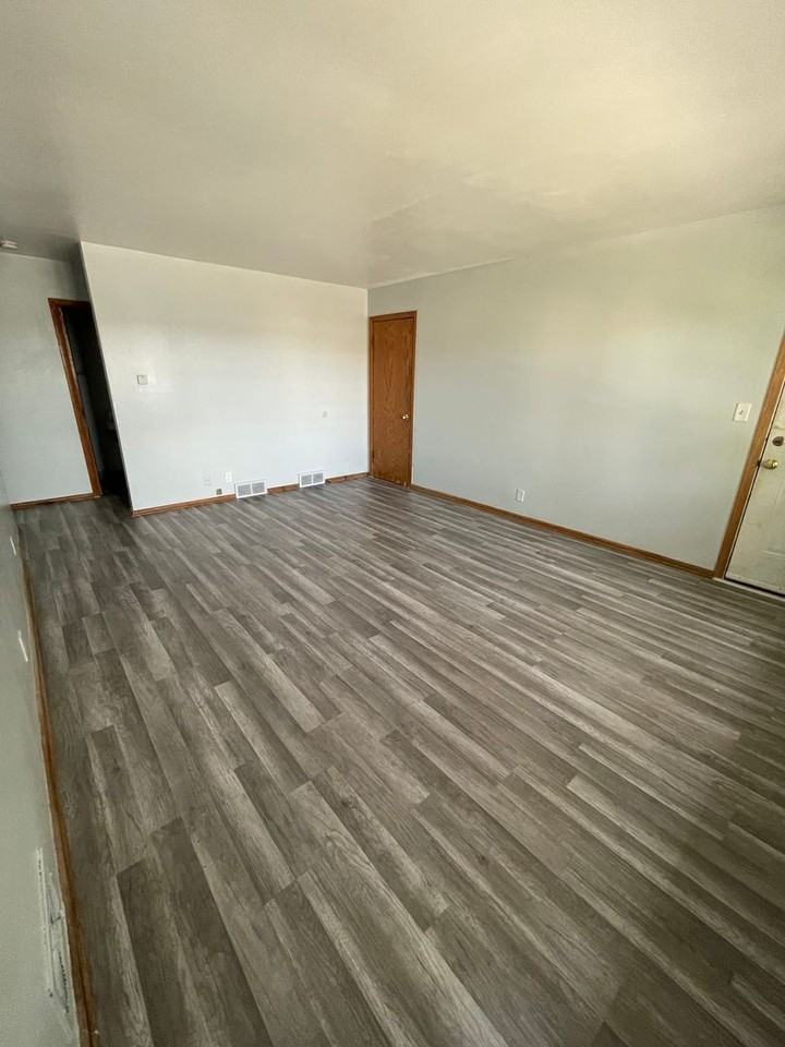 10828 West Grant Street #3 - Photo 5 of 22