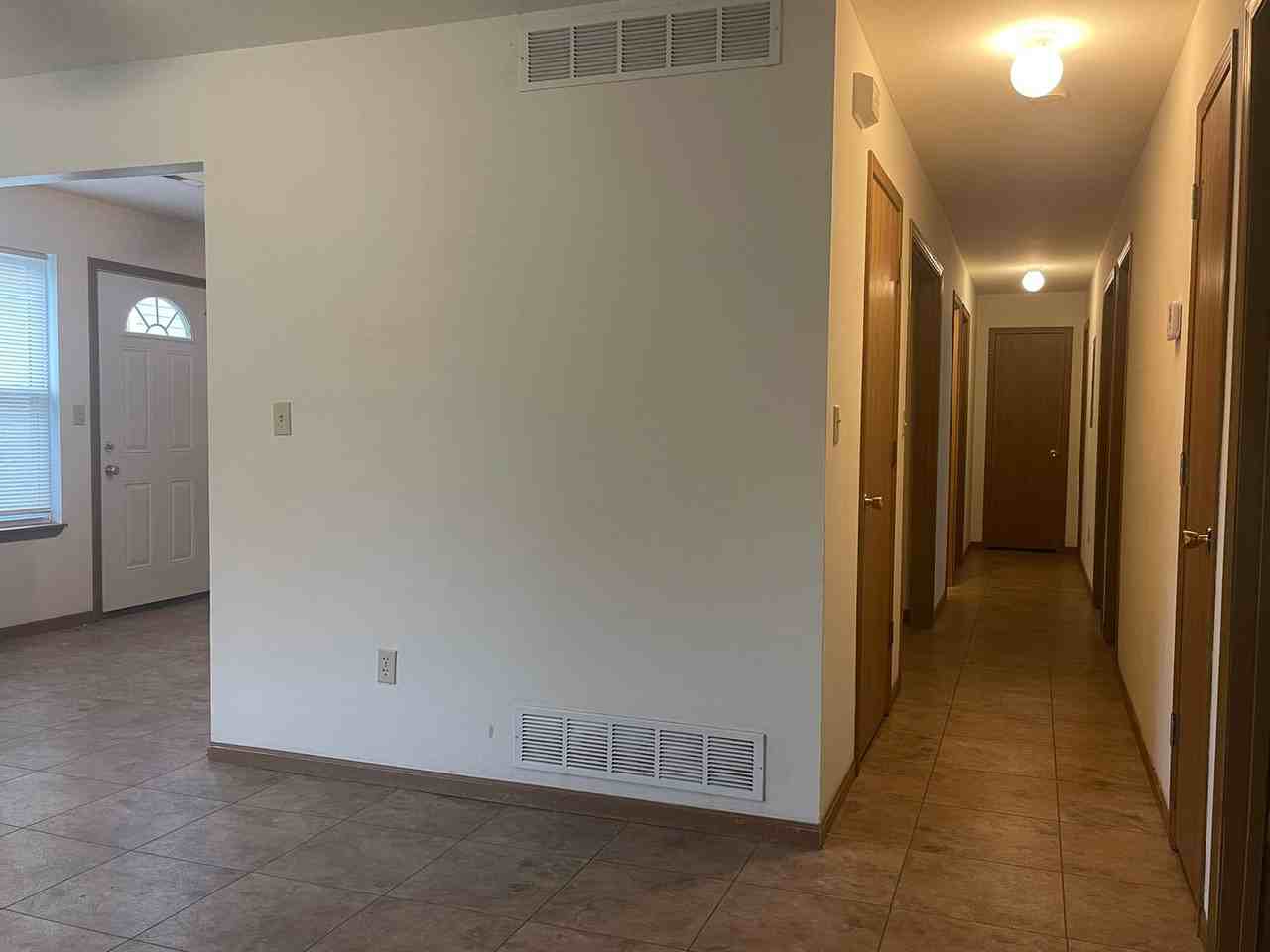 1318 Yuma St #2 - Photo 6 of 17