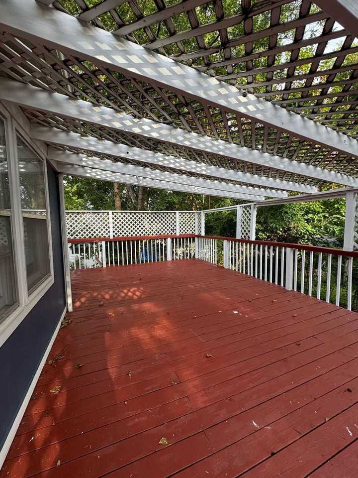 210 W College St - Photo 2 of 9
