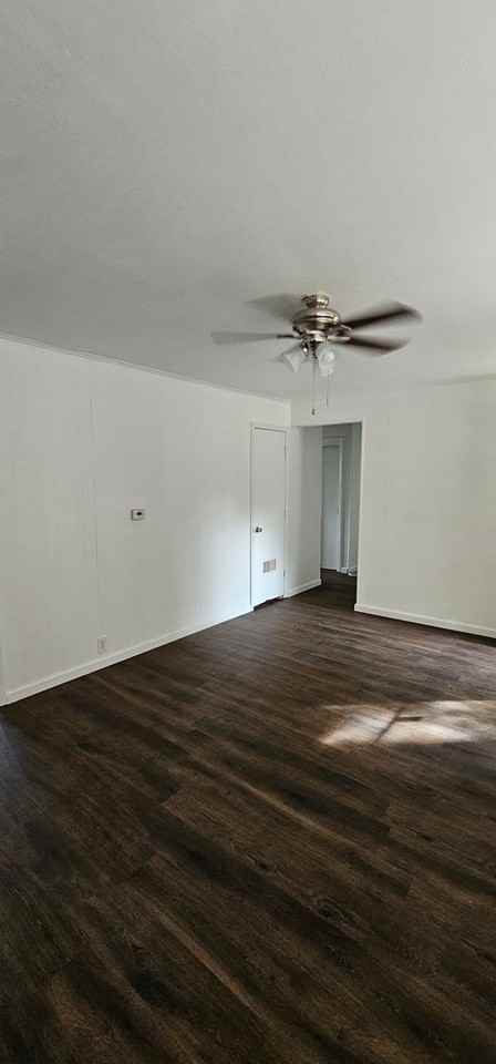 7504 E 112th St - Photo 3 of 14