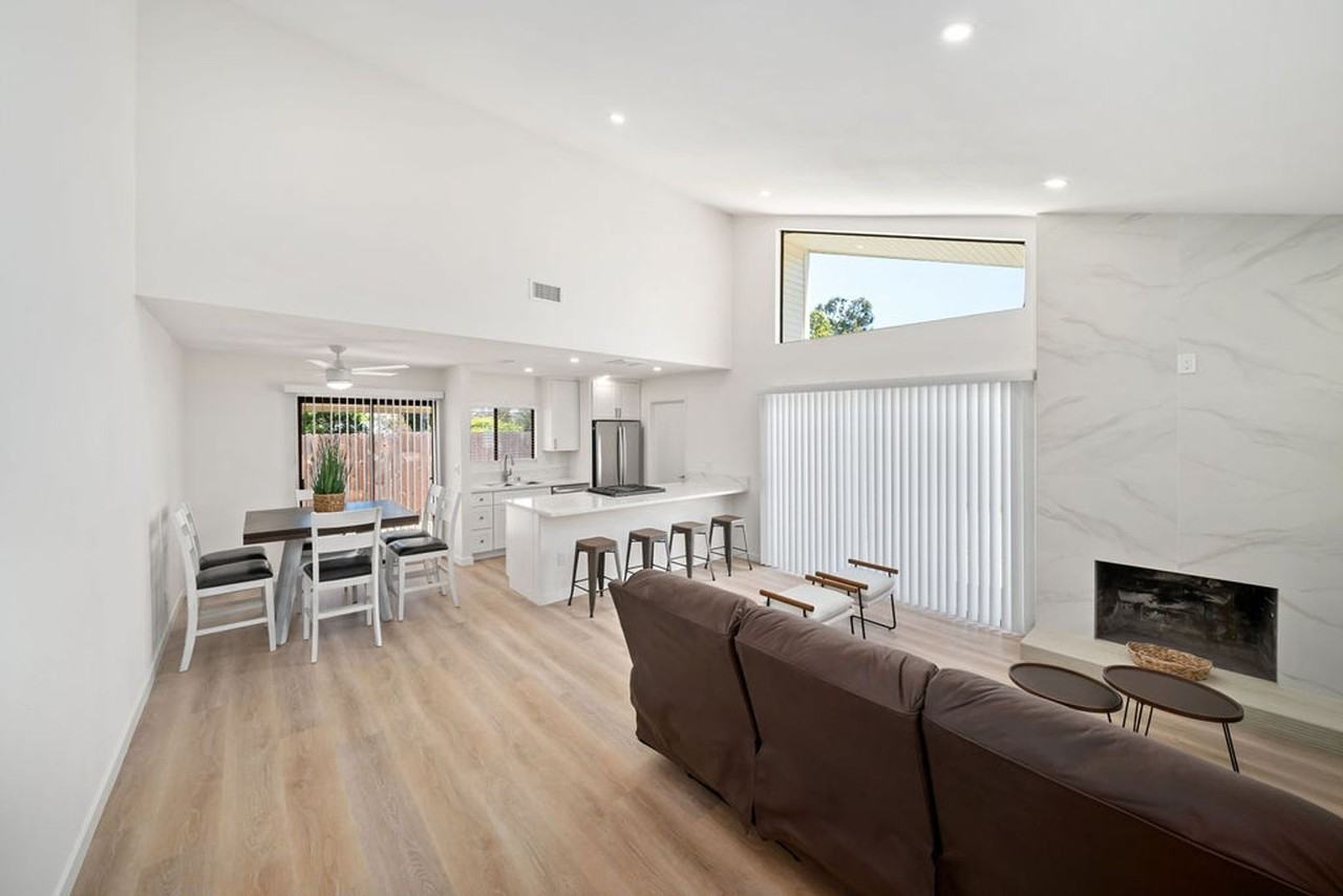 1423 Descanso Street