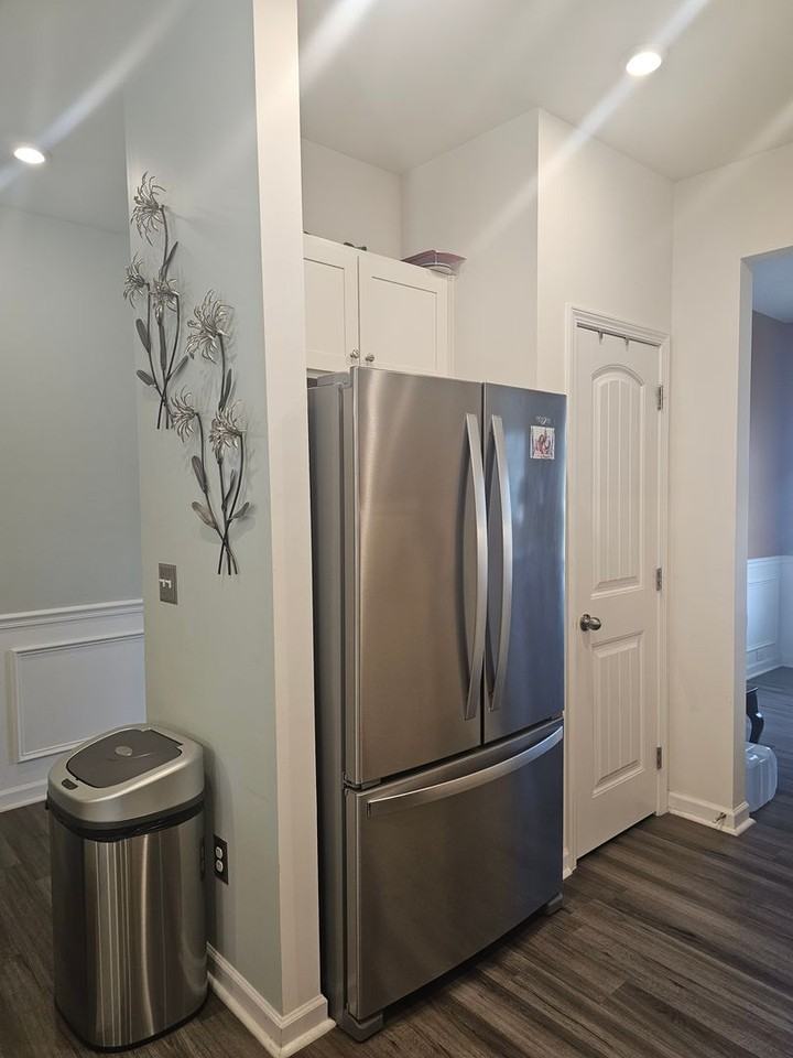 514 Lionheart Ln - Photo 6 of 20