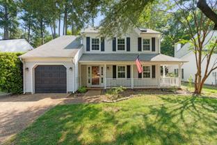 412 Peachtree Ln - Photo 1 of 1