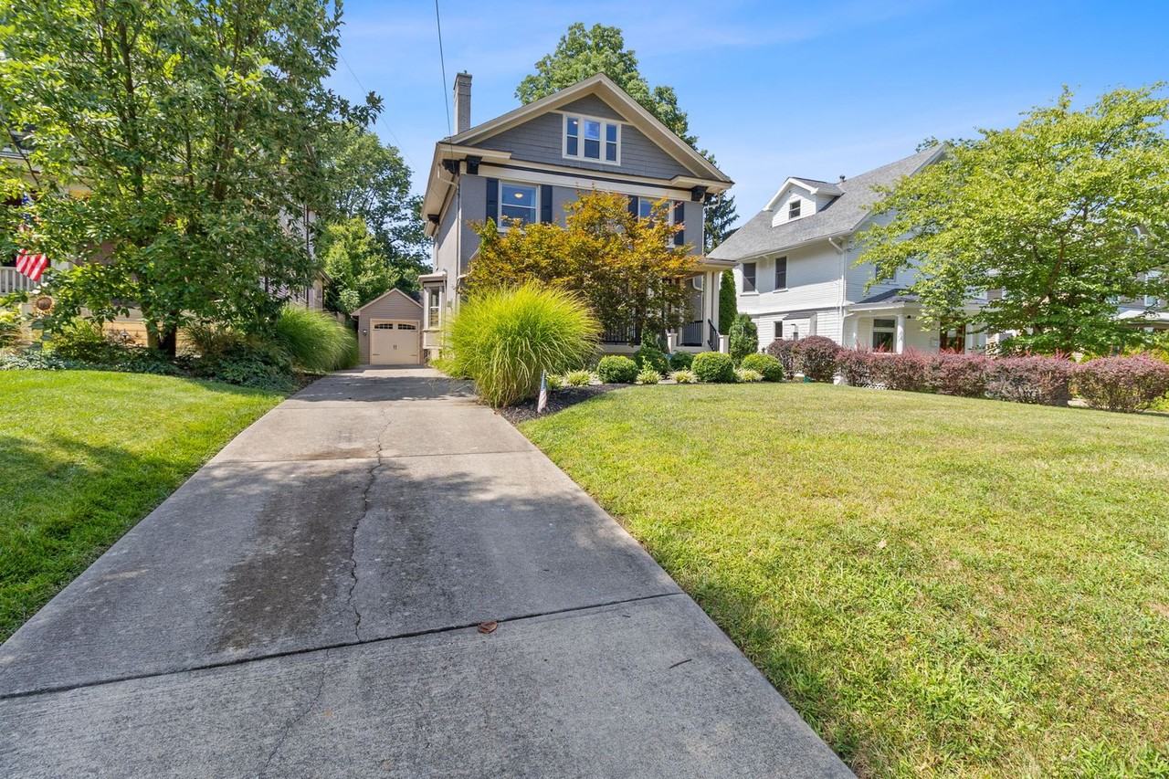 3739 Hyde Park Ave - Photo 2 of 50