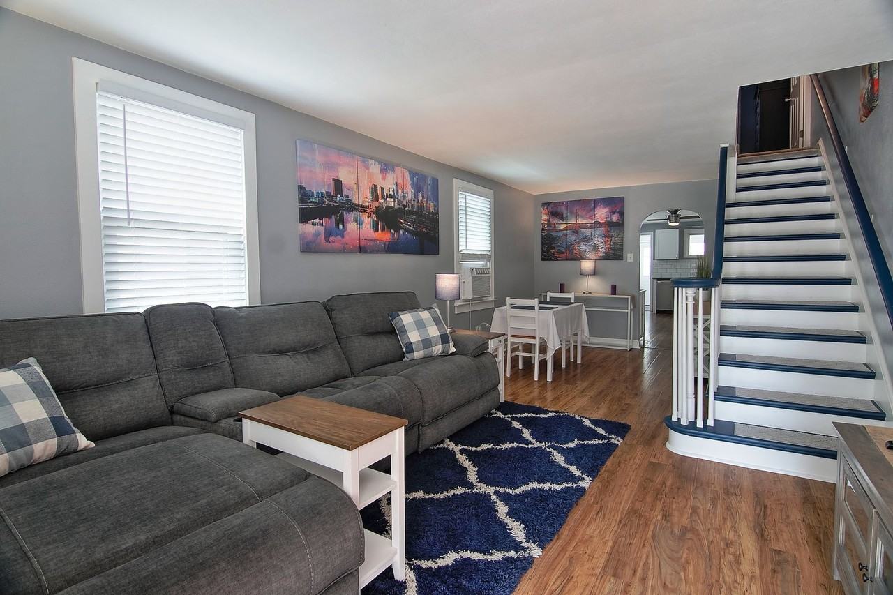 157 Hopewell St - Photo 3 of 21