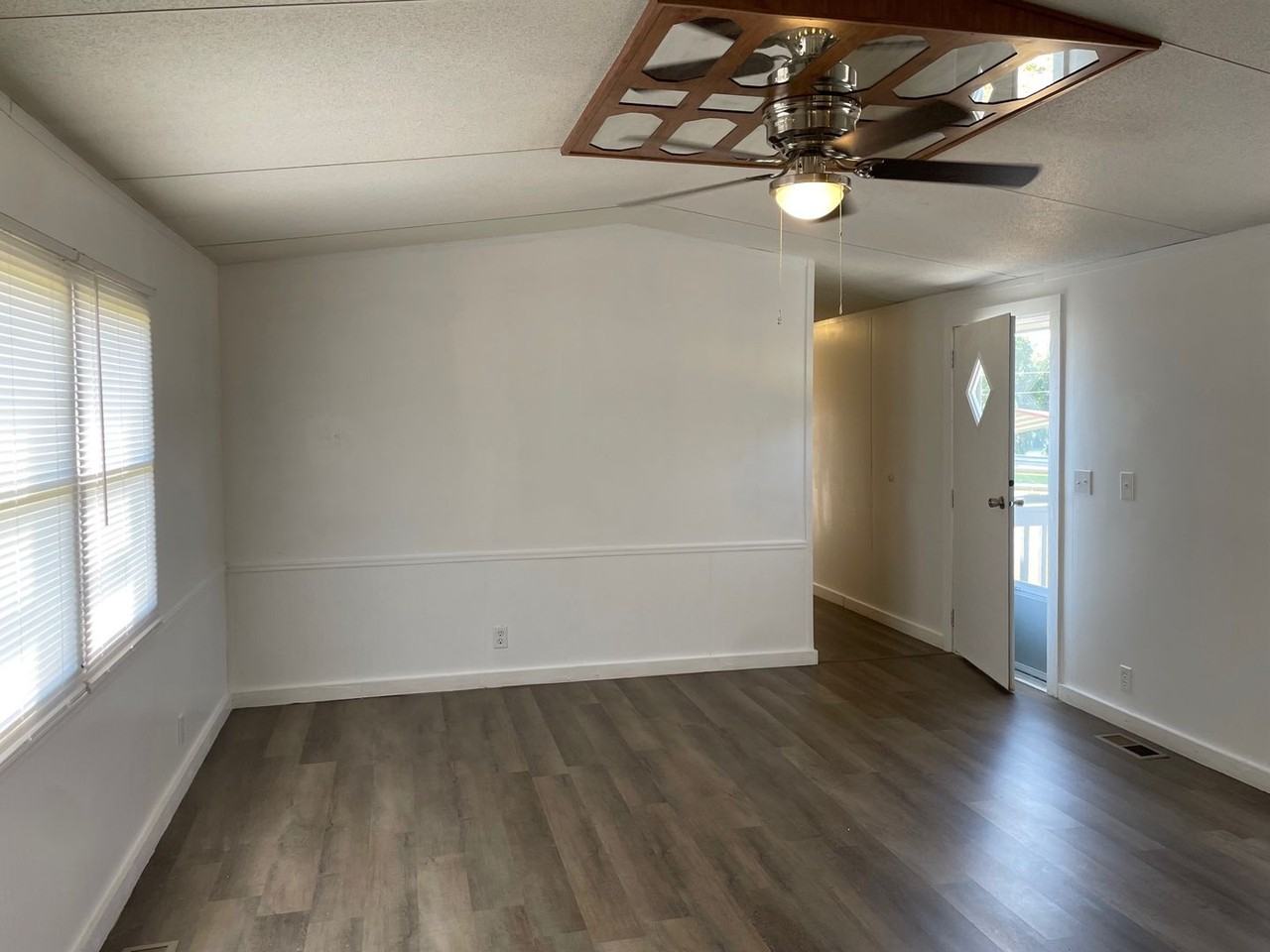 447 Steed Rd - Photo 2 of 16