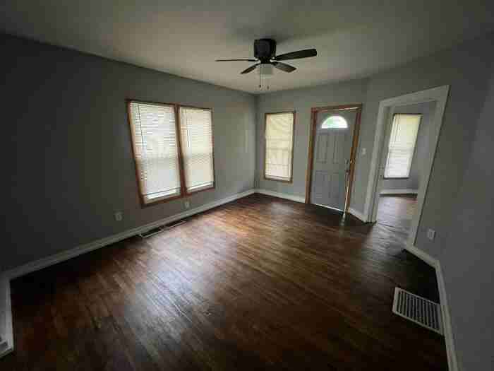 105 Post Ave - Photo 2 of 23