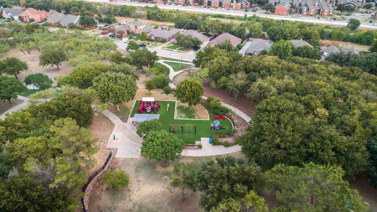 2706 Brookshire Dr #NA - Photo 7 of 38