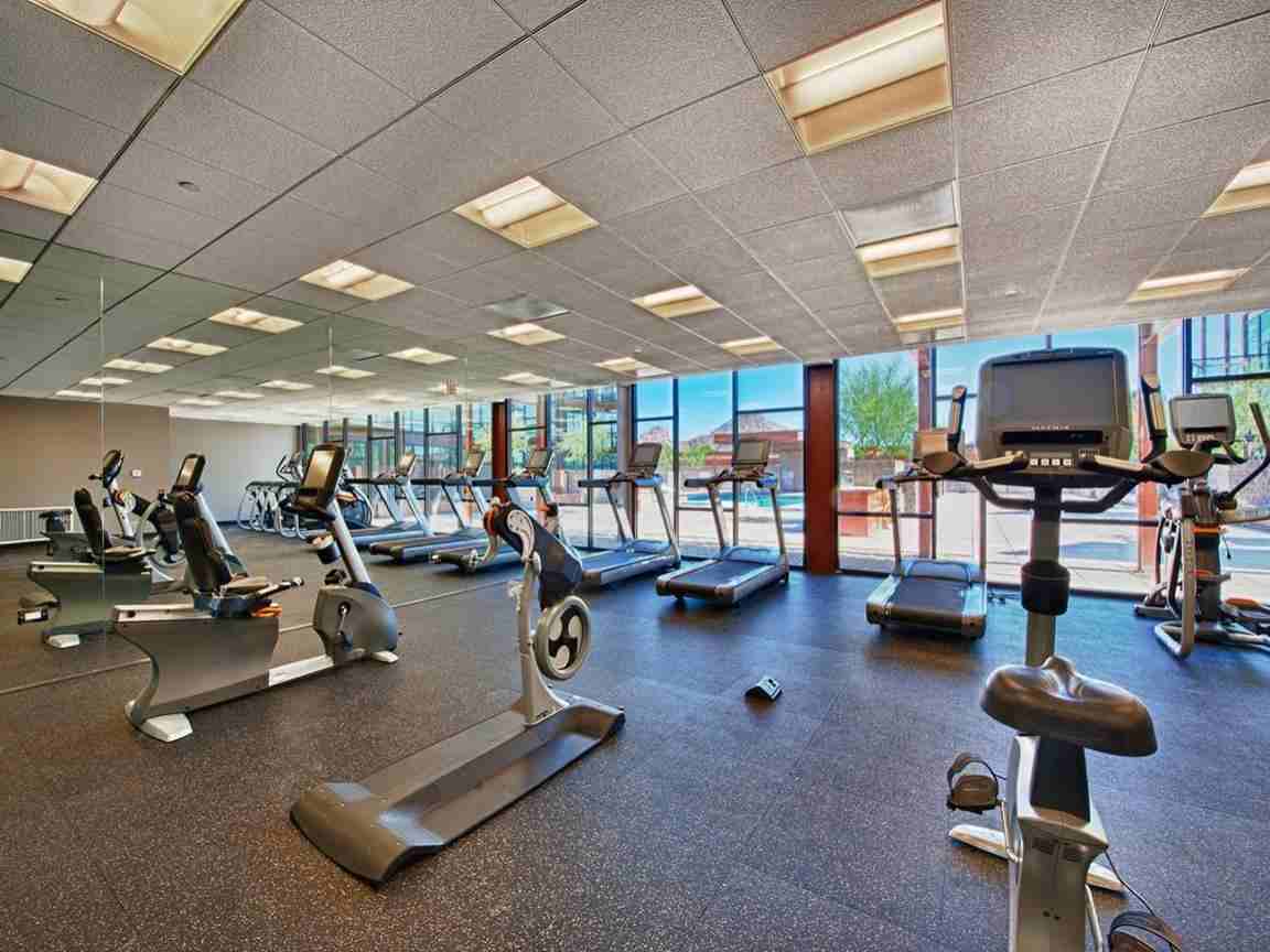 4445 N 36 street - Photo 3 of 4