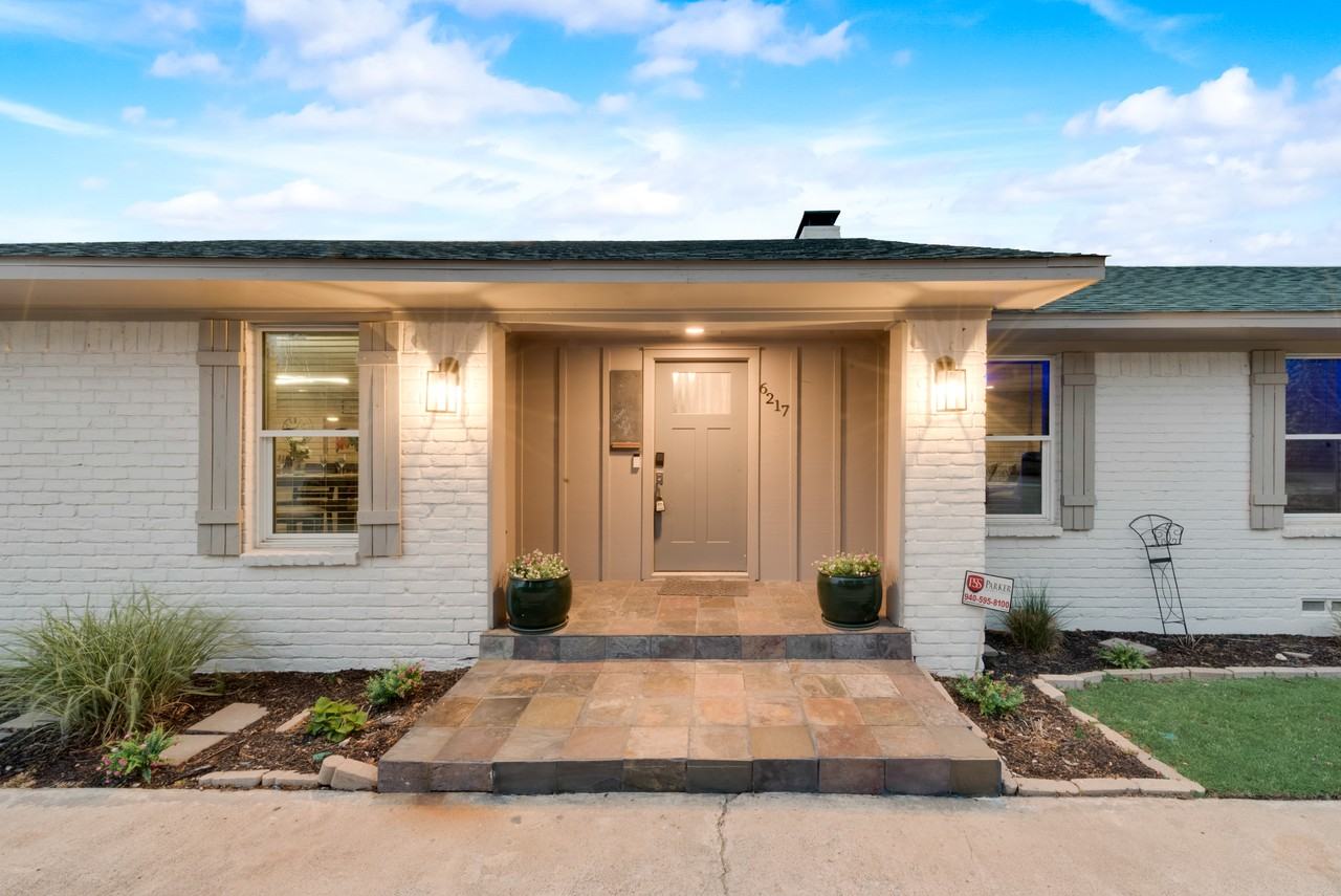 6217 Alpha Rd #NA - Photo 7 of 48