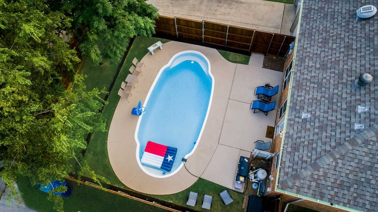 3010 Sierra Dr #NA - Photo 2 of 33