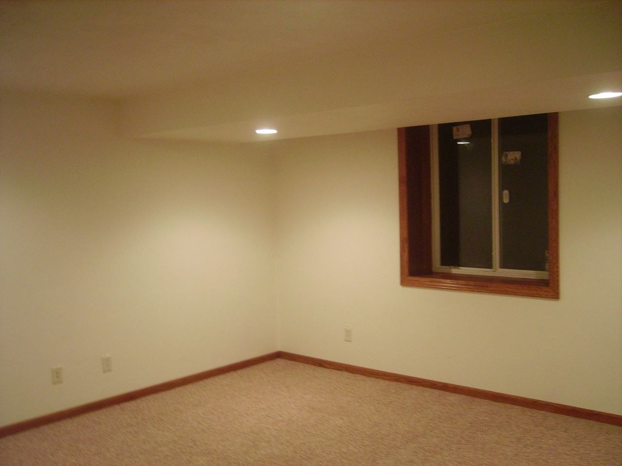 887 Highland Park Rd #887 - Photo 4 of 12