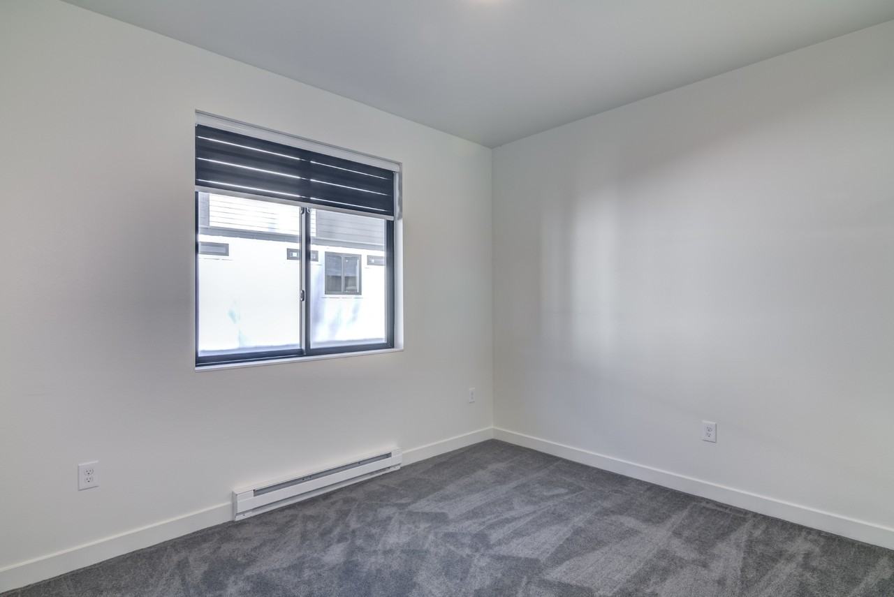 3241 Fairfax St - Photo 7 of 23