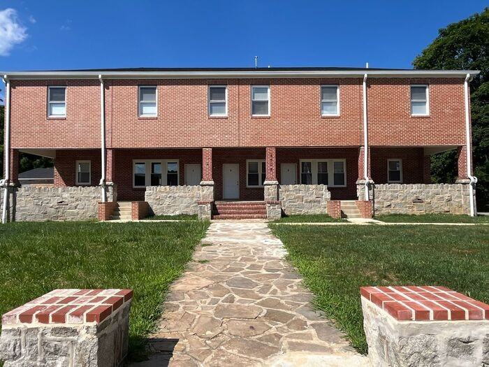 5508 Windsor Mill Rd #1 - Photo 3 of 10