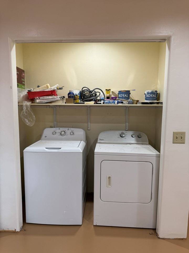 1626 W Delaware St #2 - Photo 3 of 19