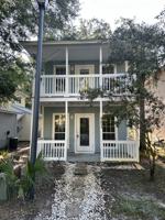 featured image of 160 Jacksons Run #F3