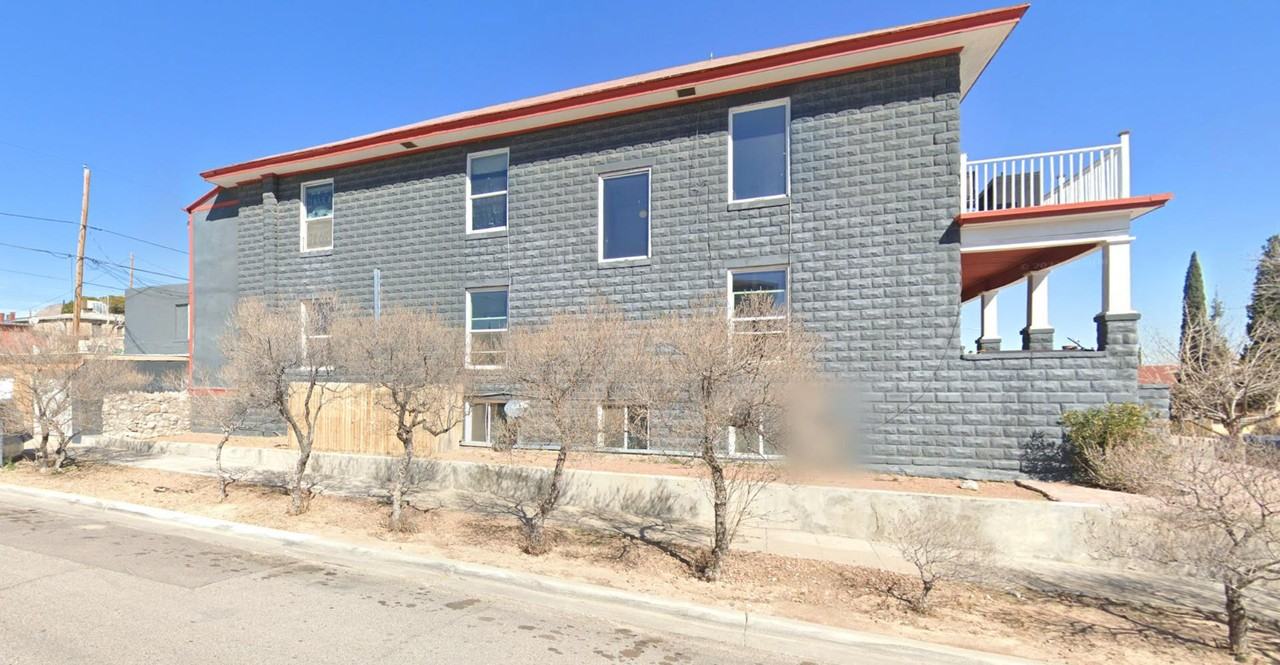 1001 E Nevada Ave - Photo 2 of 17