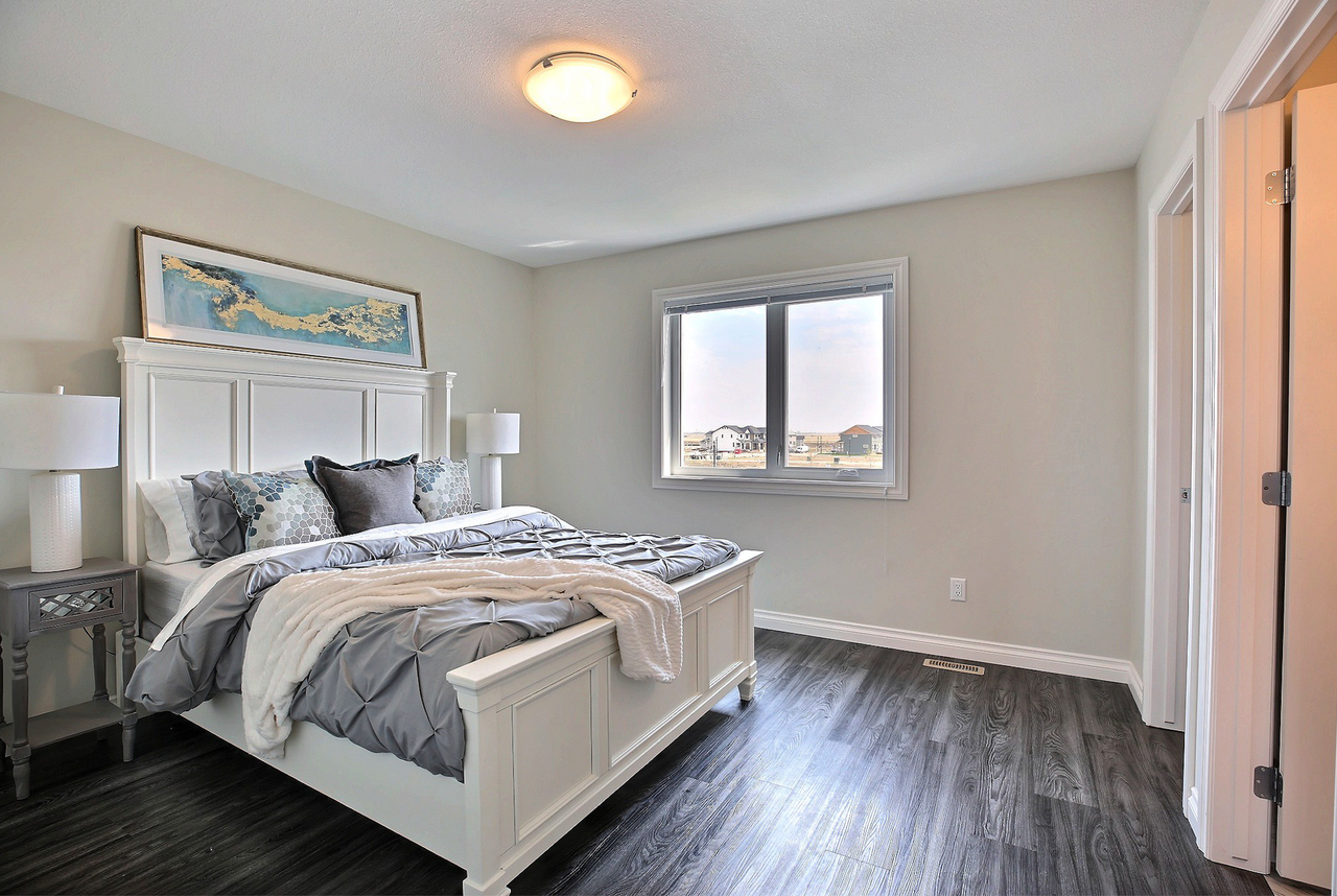SFH Trombley Street - Photo 3 of 14