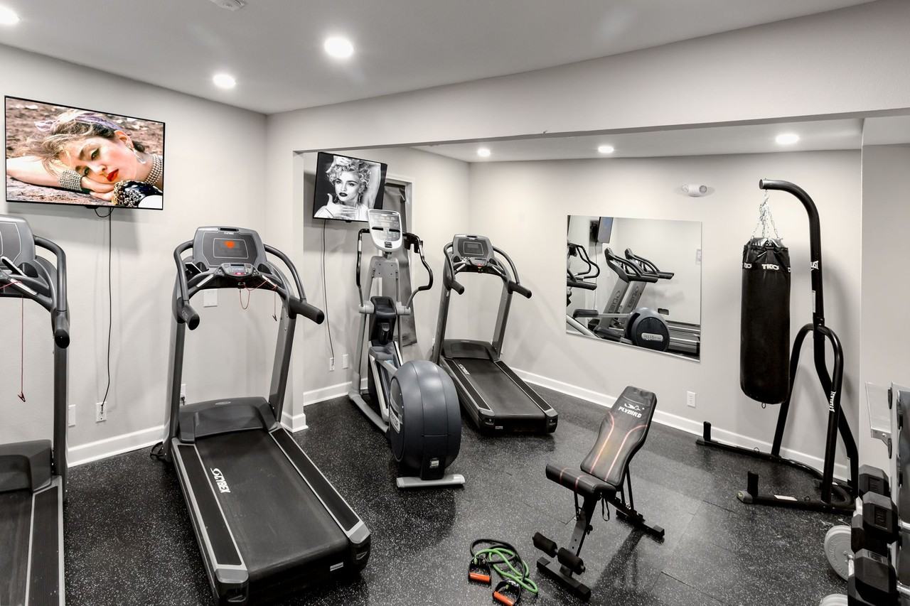 The Vibe at 8035 Apartments - Photo 6 of 50