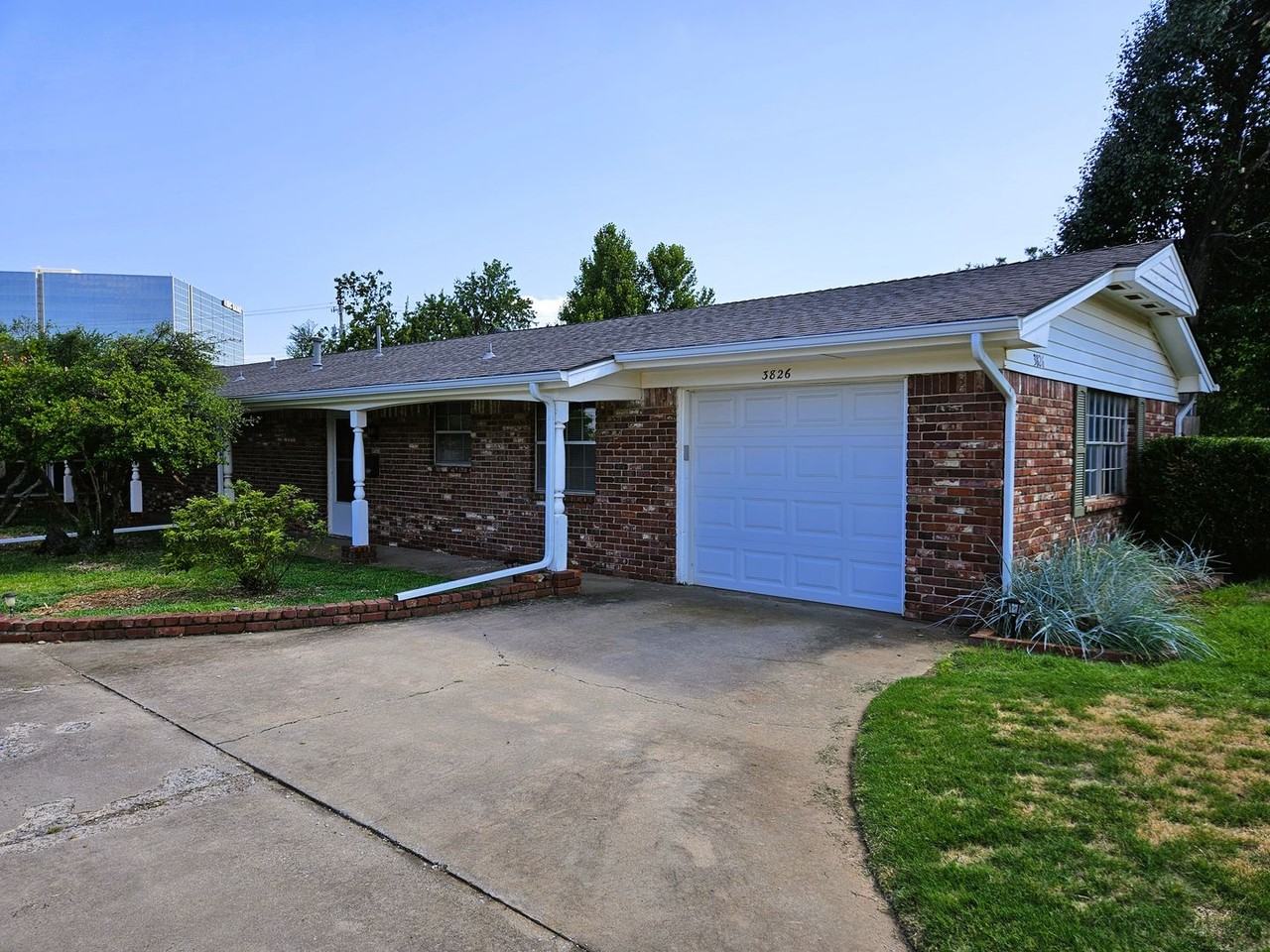 3826 3826 NW 64th St OKC 73116 ~ Porter - Photo 2 of 22