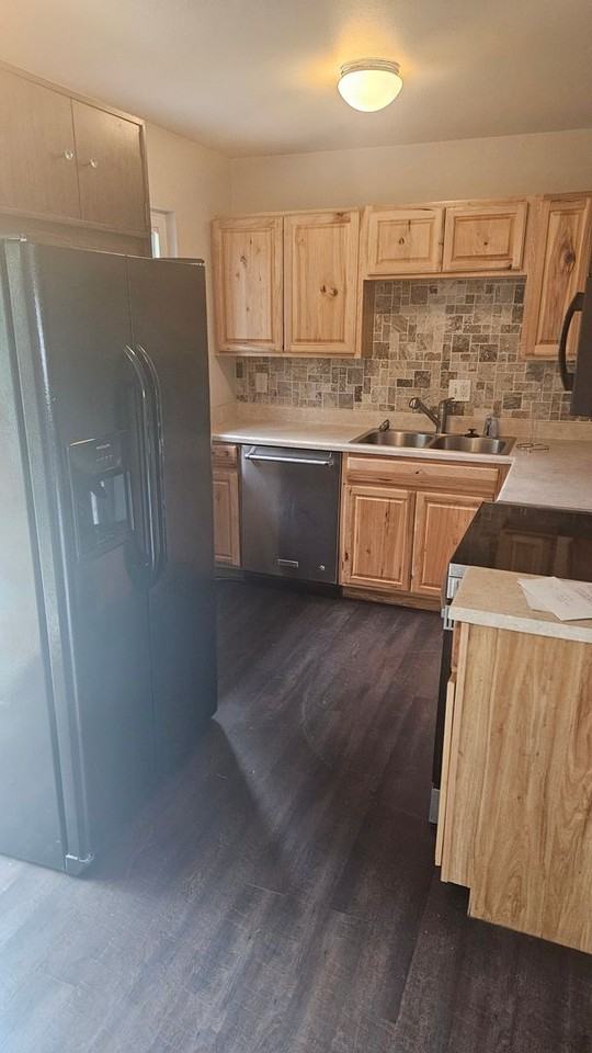 1040 E Prospect Rd - Photo 4 of 10