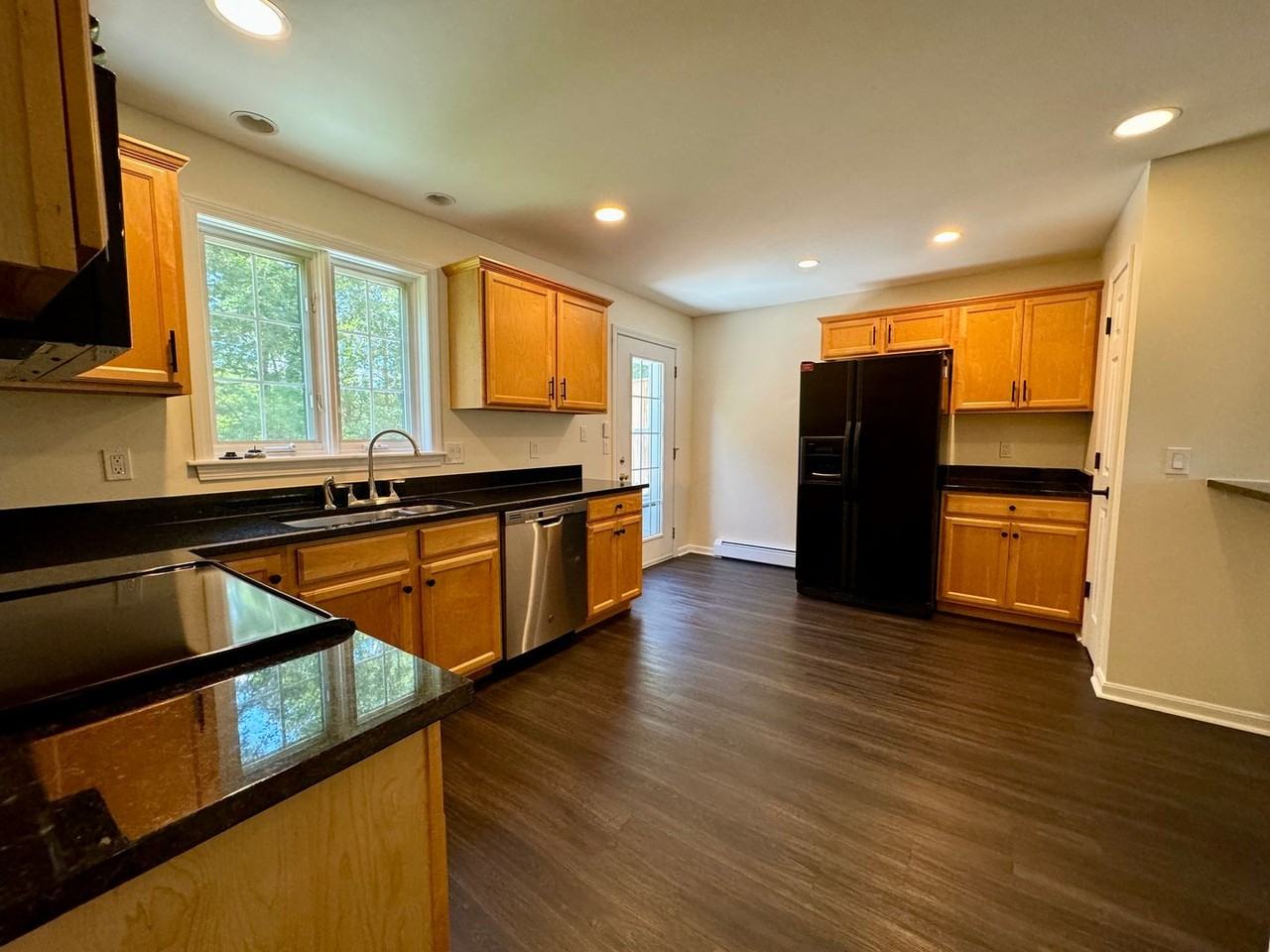 60 Gary L Maietta Pkwy - Photo 2 of 24