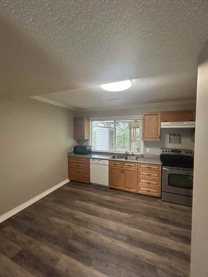 46376 Angela Avenue - Photo 2 of 17