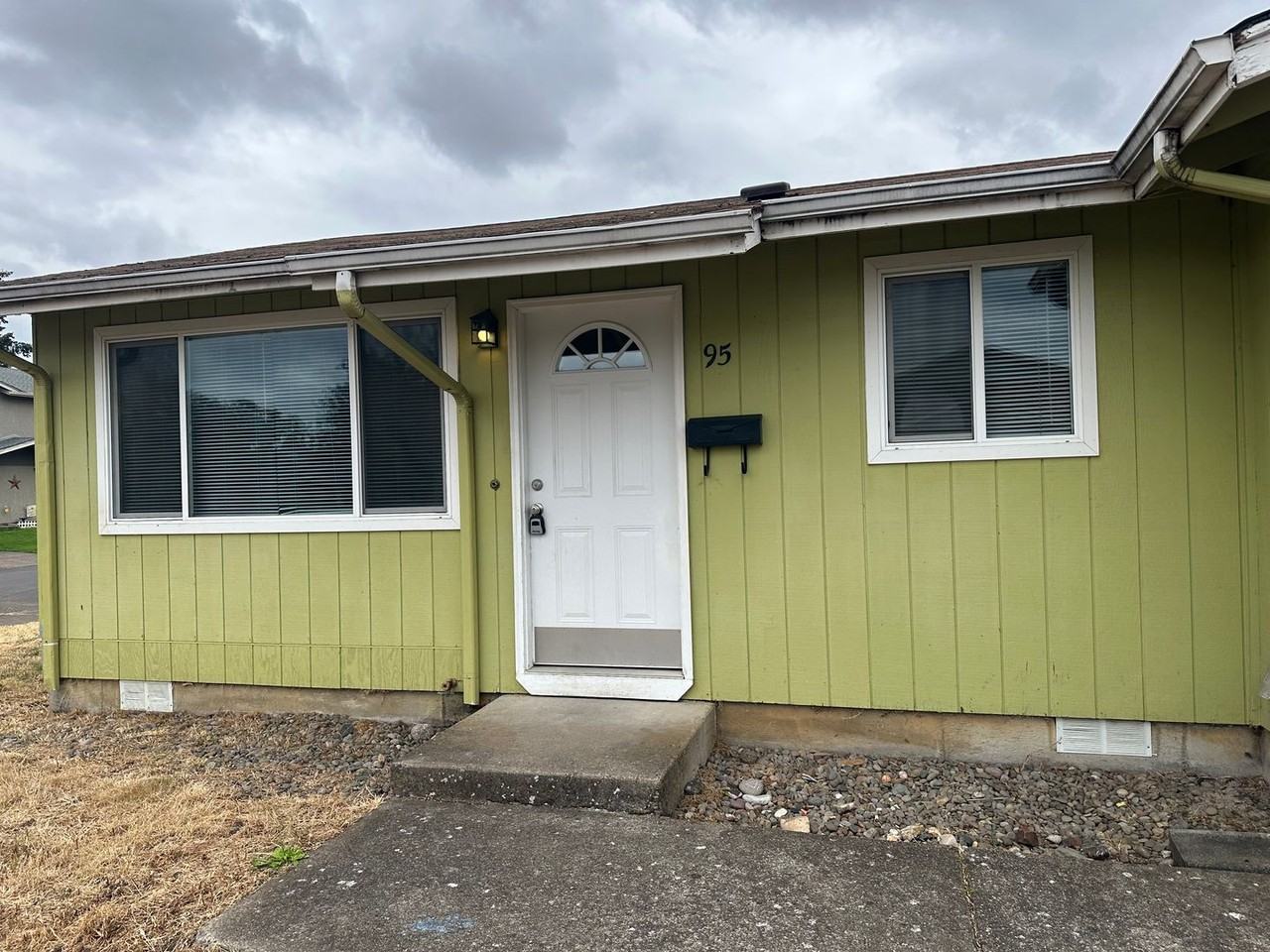 95 U St - Photo 3 of 28