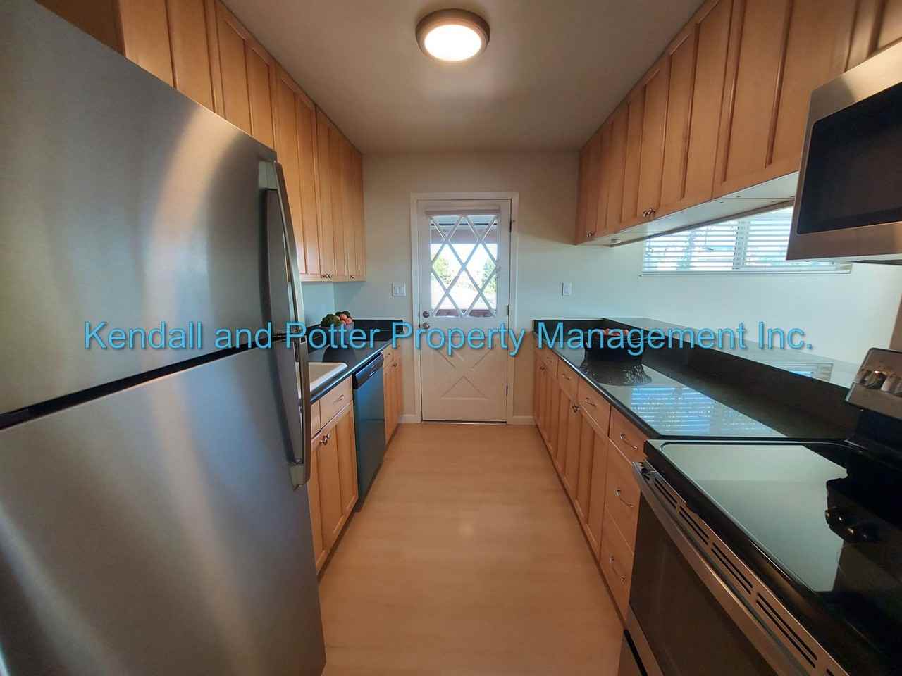 4650 Emerald Street - Photo 3 of 14