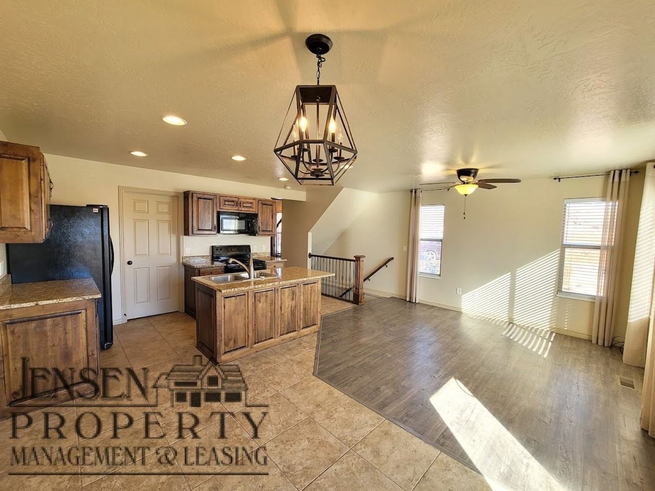 1000 E Bluff View Dr #51 - Photo 7 of 33