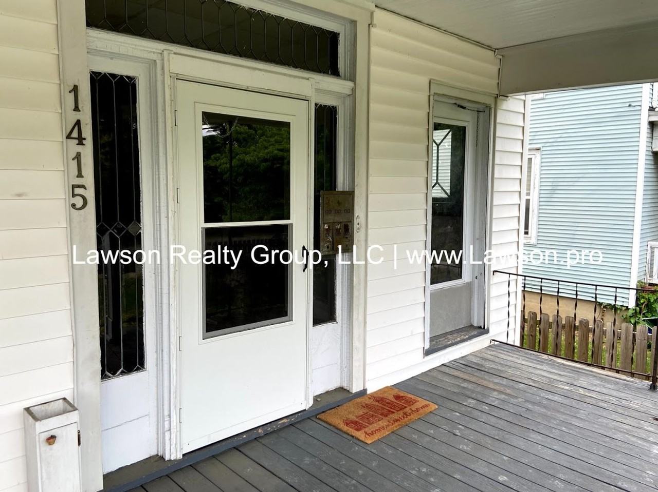 Clarke 1415 - Photo 2 of 18