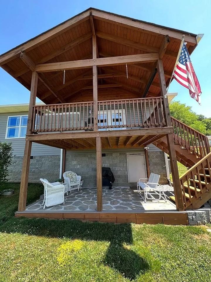 161 Clear Creek Way - Photo 4 of 22